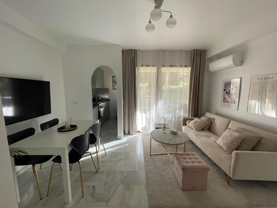 En Nueva Andalucia Apartamento Marbella